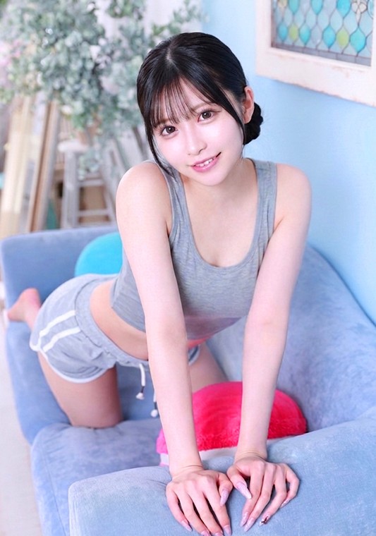 パステルカラー背景と姫系ソファで撮影した明るい雰囲気の作例